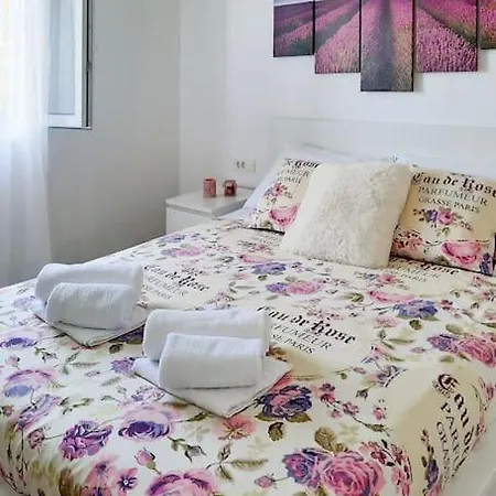 Apartamento Walk To The From A Cool And Modern